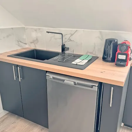 Apartman Cozy Paris Gateway Studio With Free Parking Vitry-sur-Seine