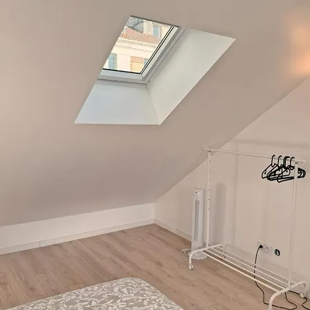 Apartman Cozy Paris Gateway Studio With Free Parking *